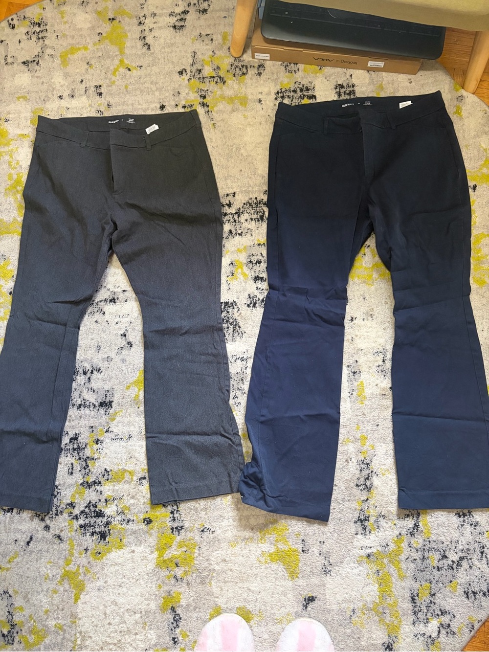 Old Navy Women’s Pants - Black and Navy